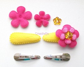 Zelf haarspeldjes maken Diy geel pluche met roze fluwelen bloemen van 4.5 cm.